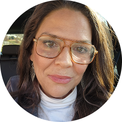 Image of woman named Deanna